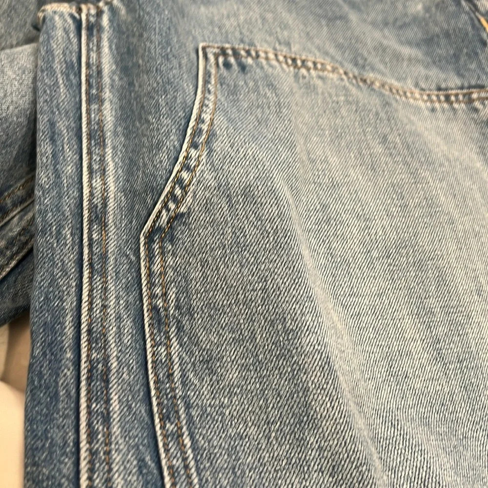 Alice and Olivia Trish Low rise Carpenter Jean - Picture 6 of 10